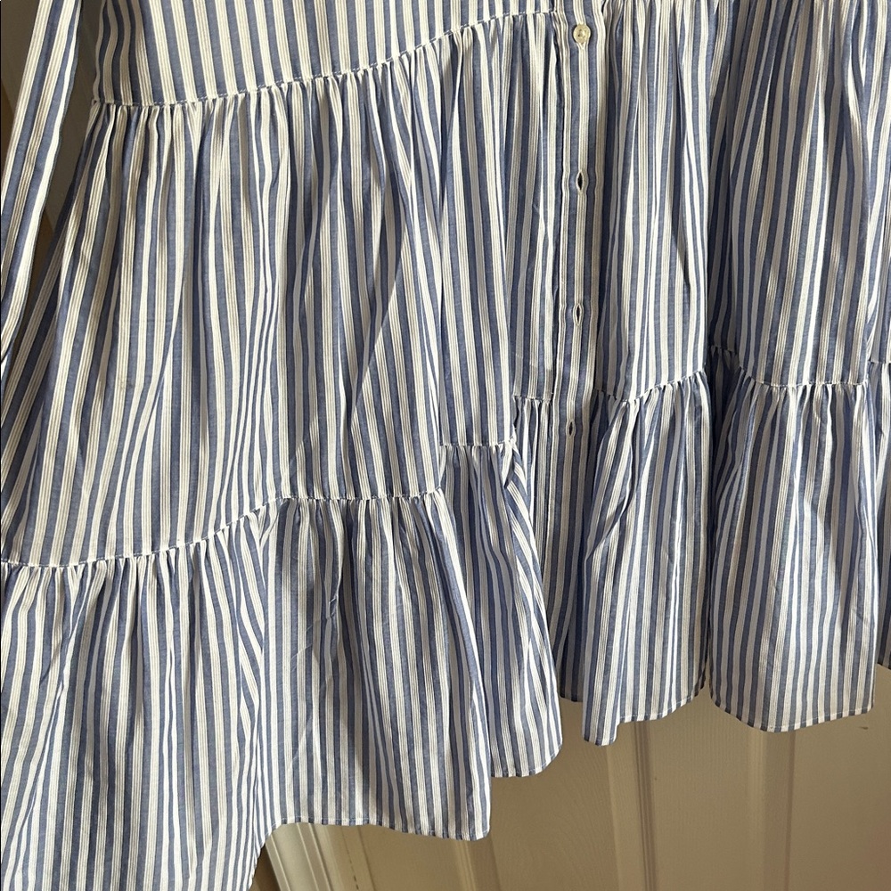 Lauren Ralph Lauren Striped Blue & White Tiered Shirt Dress - Picture 5 of 9